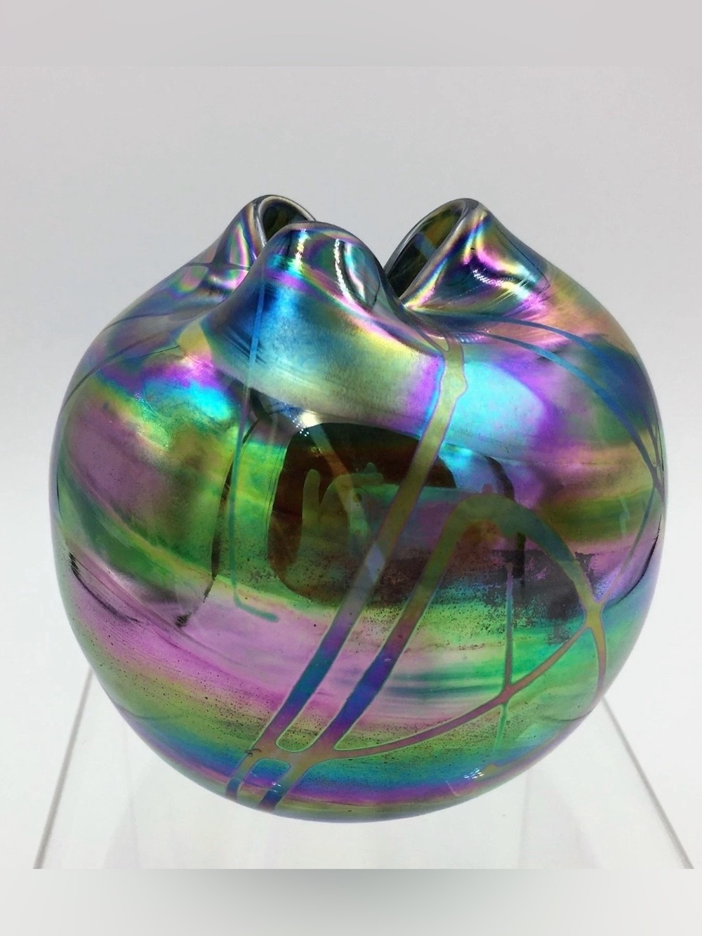 Spectacular & Rare Vintage LEVAY Gary Levi Hand Blown Iridescent Art Glass Vase